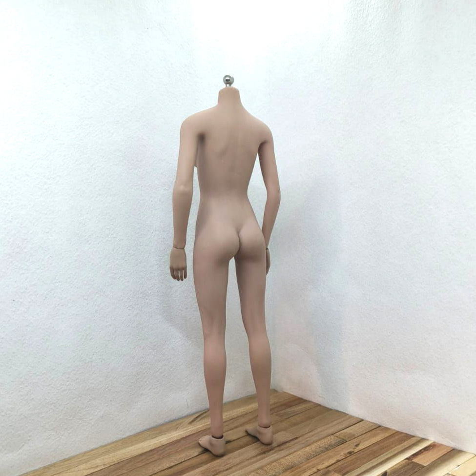 TBLeague 1:6 nainen, suora S19B