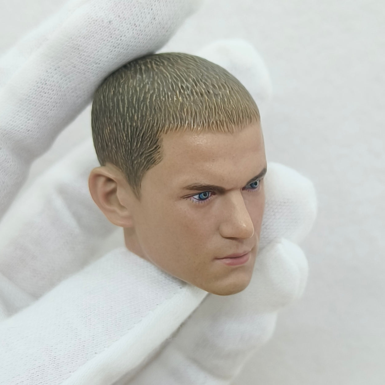 Miller, 1:6 miesten pää