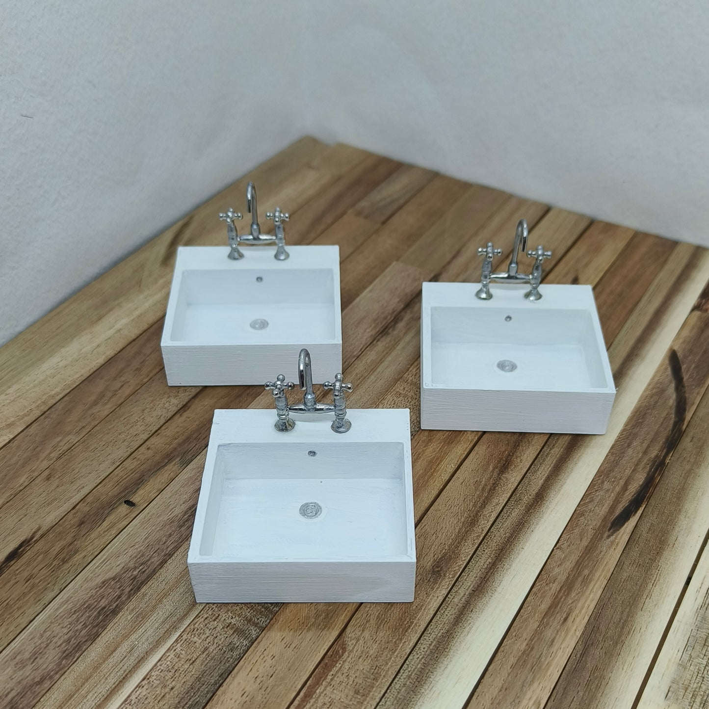 Käsienpesuallas, puhdas 1:12