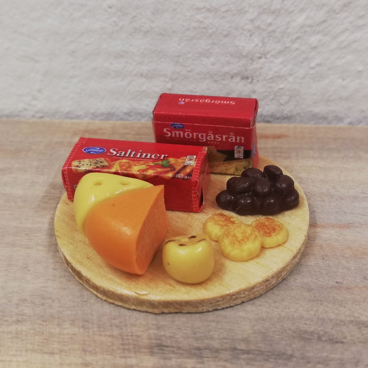 Juustoja ja keksejä, 1:12