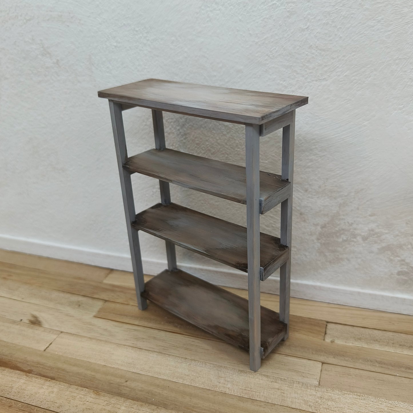 Challet -hyllykkö, 1:12 KIT