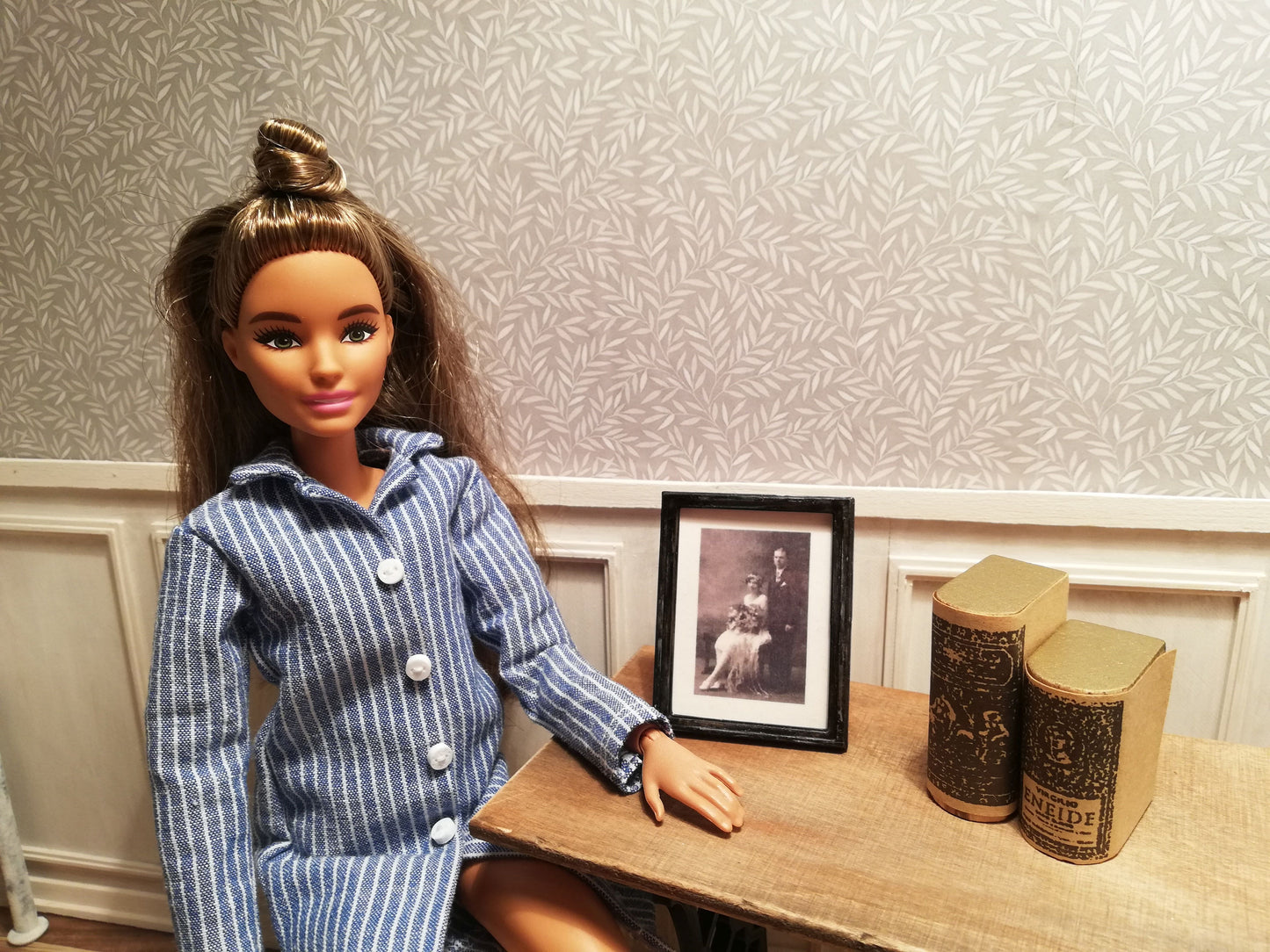 Ompelukonepöytä, 1:6, KIT