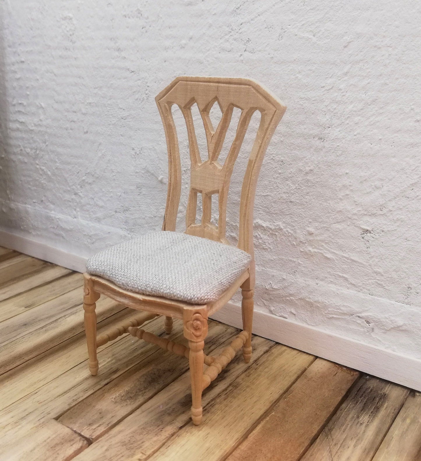 Kustavilainen tuoli, 1:12