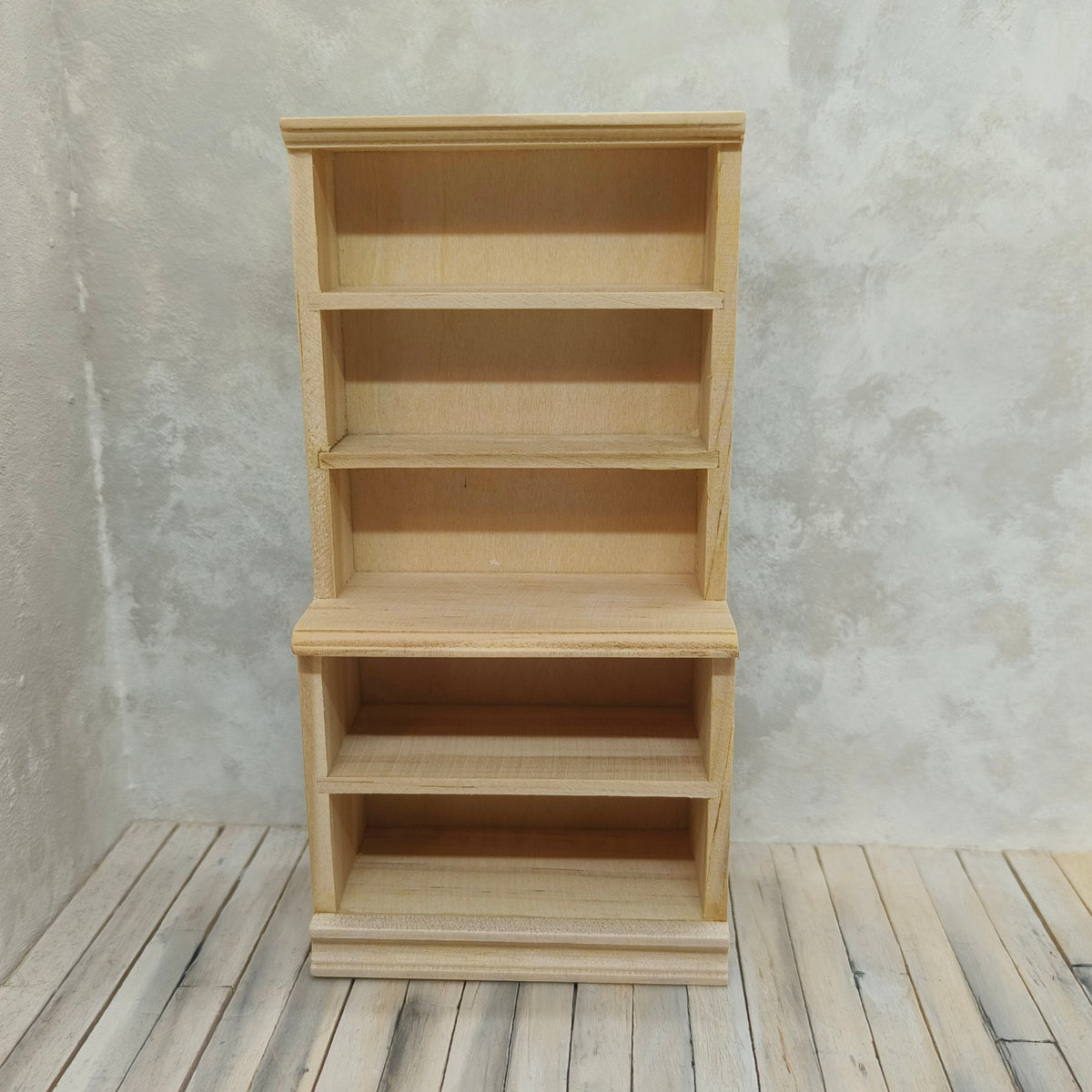 Narrow cabinet, 1:12