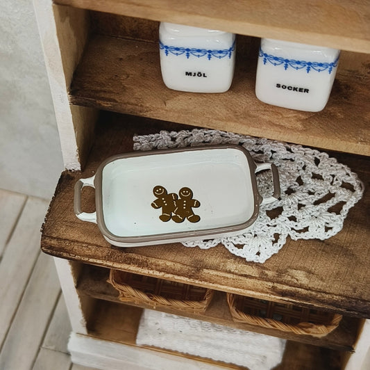 Vuoka piparikuvalla