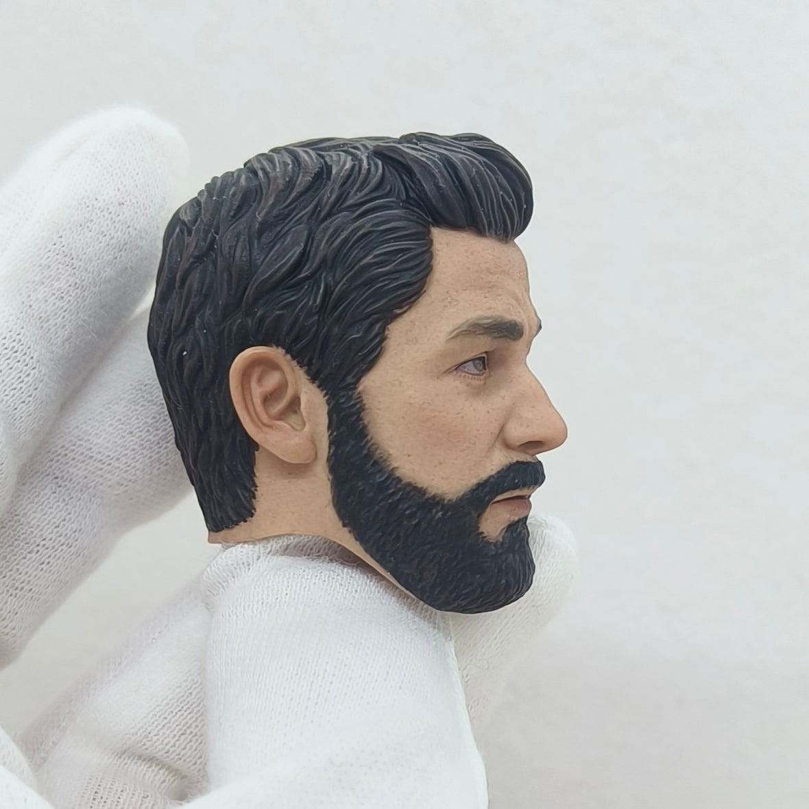 Pete, 1:6 miesten pää