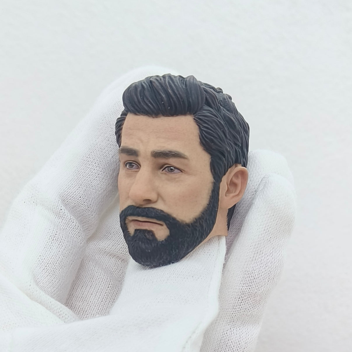 Pete, 1:6 miesten pää