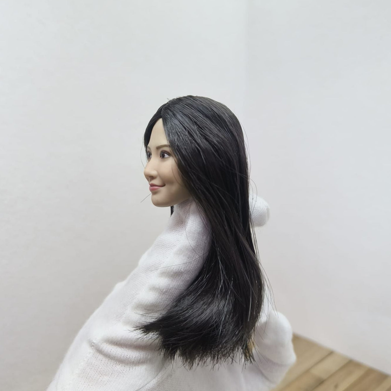 Kim, 1:6 naisten pää