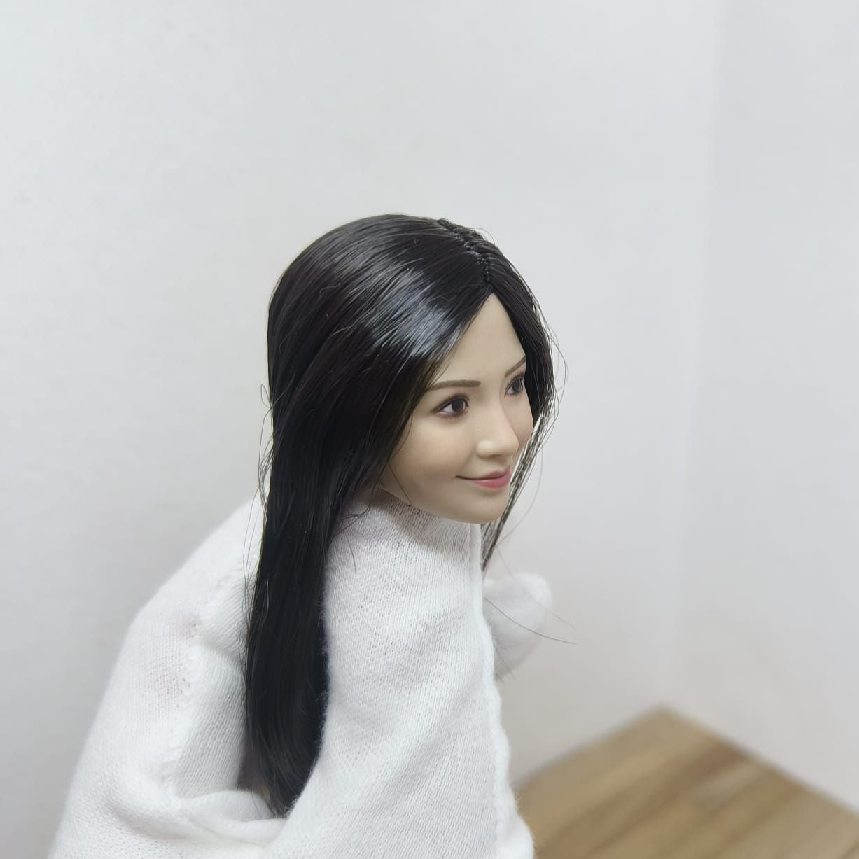 Kim, 1:6 naisten pää