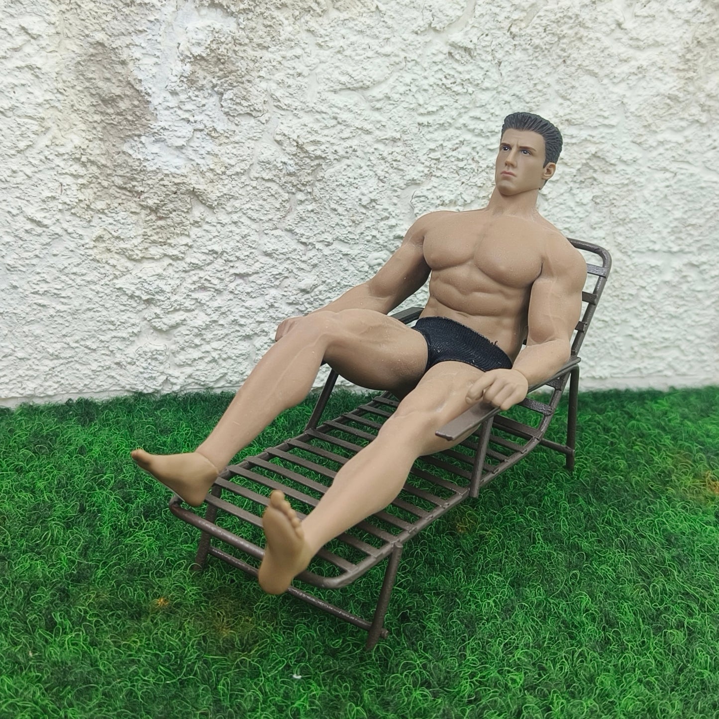 Aurinkotuoli, ruskea 1:12