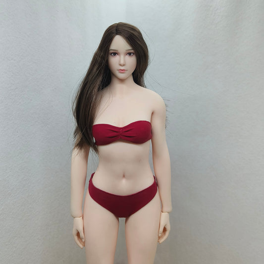 Cecile, 1:6 naisten pää