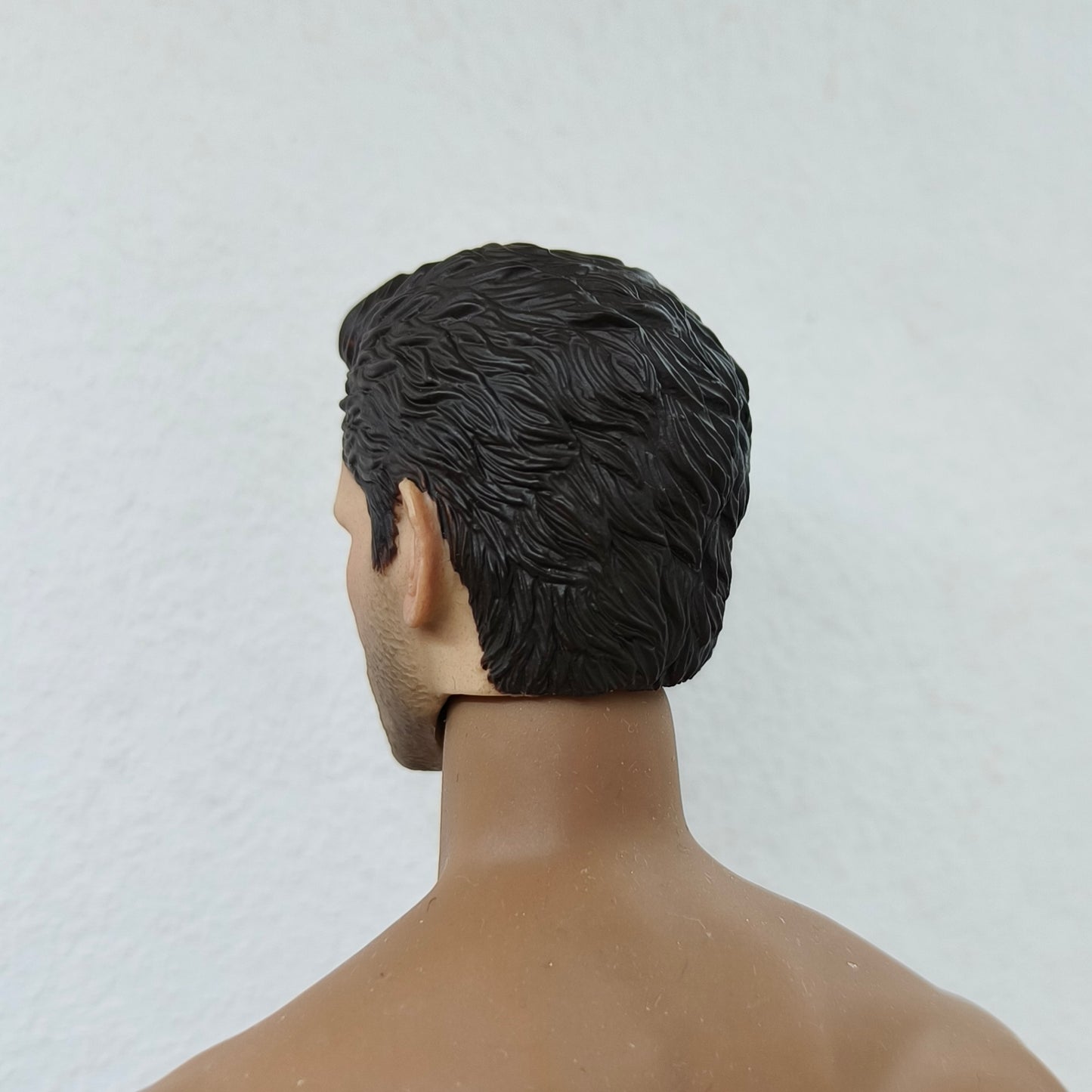 Etienne, 1:6 miesten pää